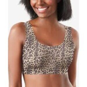 Bali Comfort Revolution EasyLite seamless wireless bra, size large
